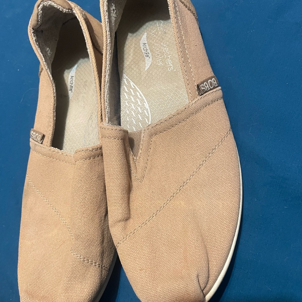 Skechers Bob’s Women’s  Tan Slip-On Shoes